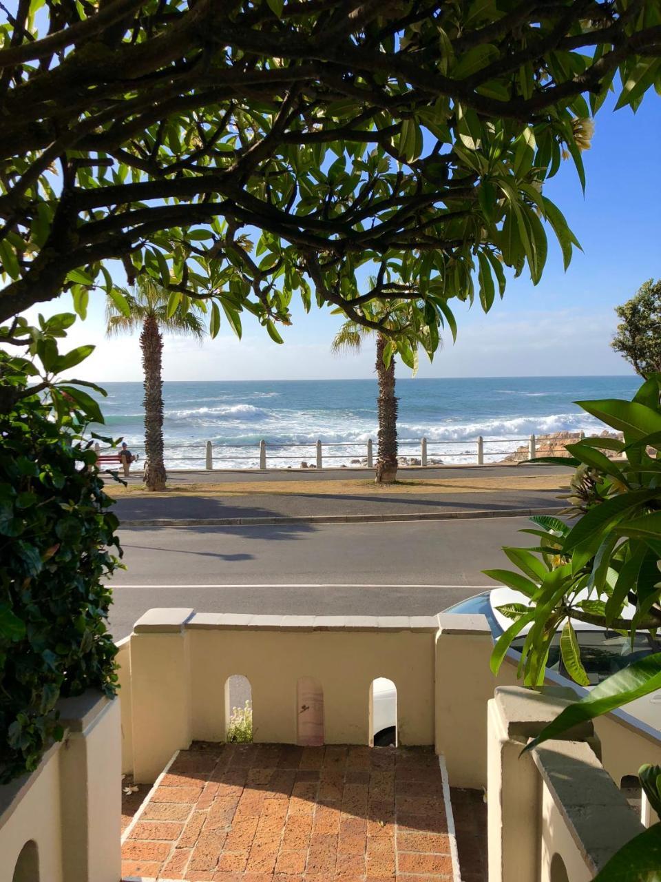 Prince Edward Mansions Cape Town Exterior photo